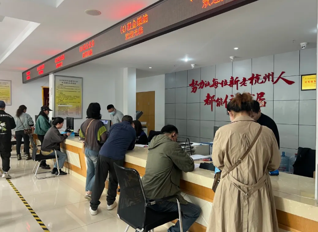 【這一年】12次選房，1萬餘套房源，145萬方開工，住房保障提交年終答卷